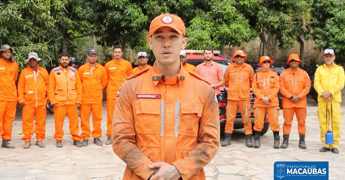 CORPO DE BOMBEIROS MILITAR CHEGA A MACAÚBAS PARA COMBATER INCÊNDIO NA REGIÃO SERRANA